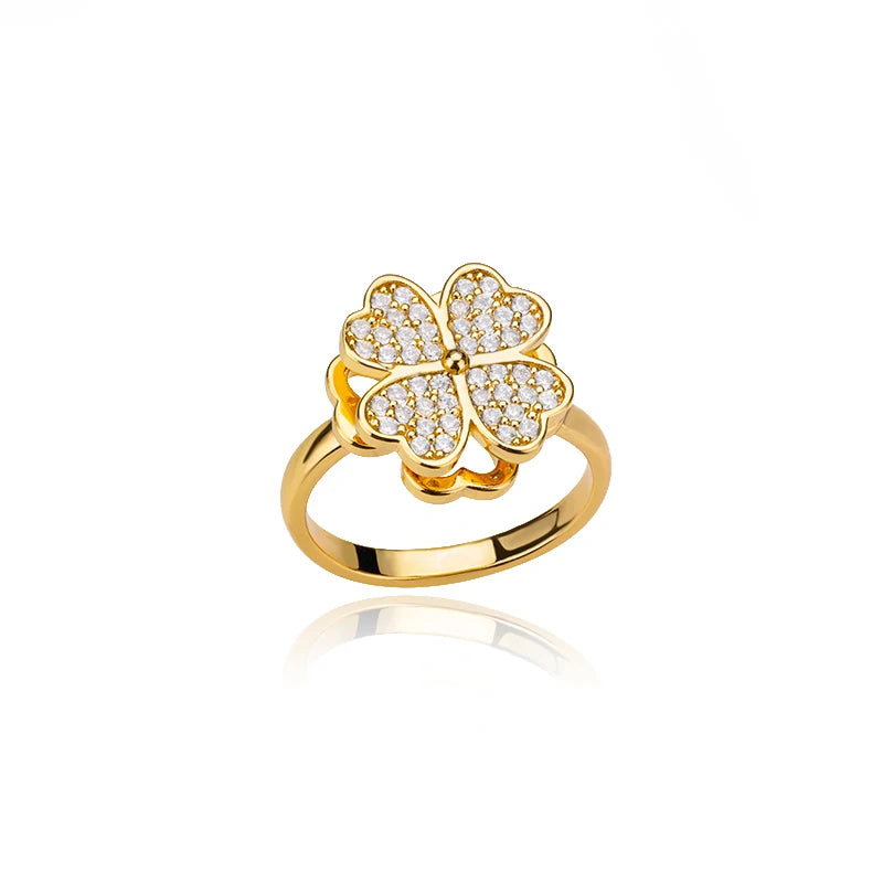 AuraSpin Clover Ring