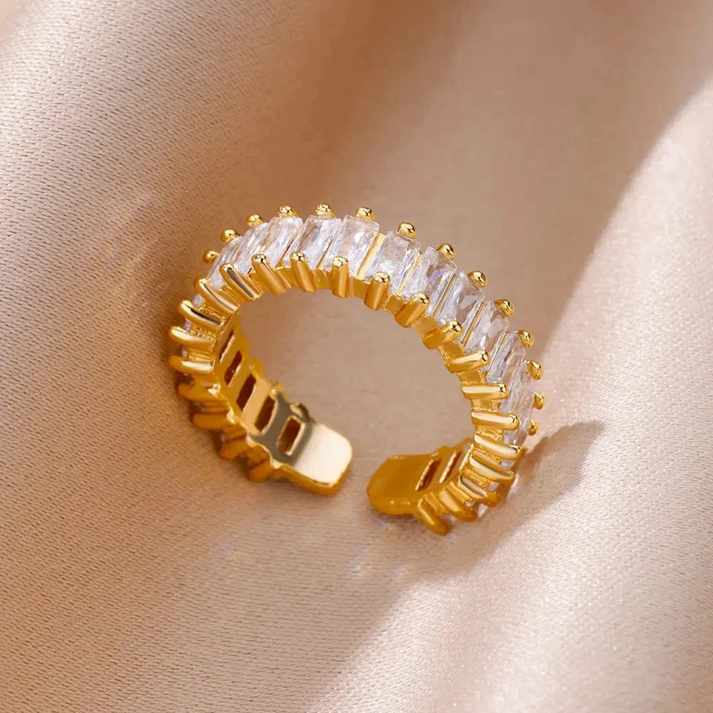 AuraSync Cocktail Ring