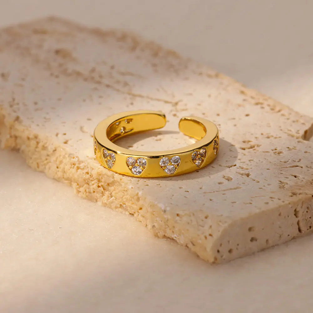 Aurora Heart Zircon Ring