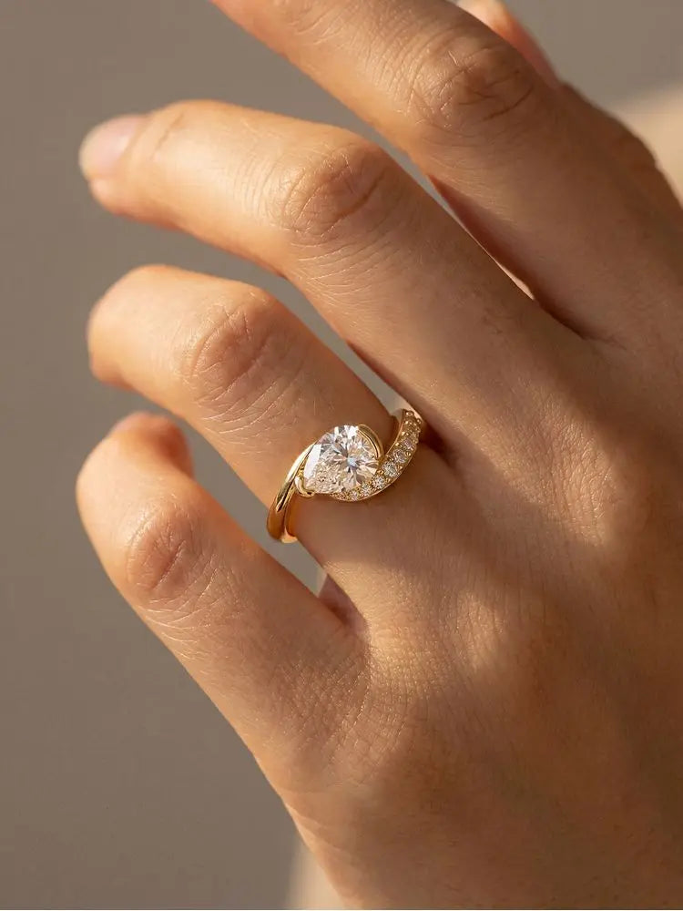 AquaLia Water Drop Ring