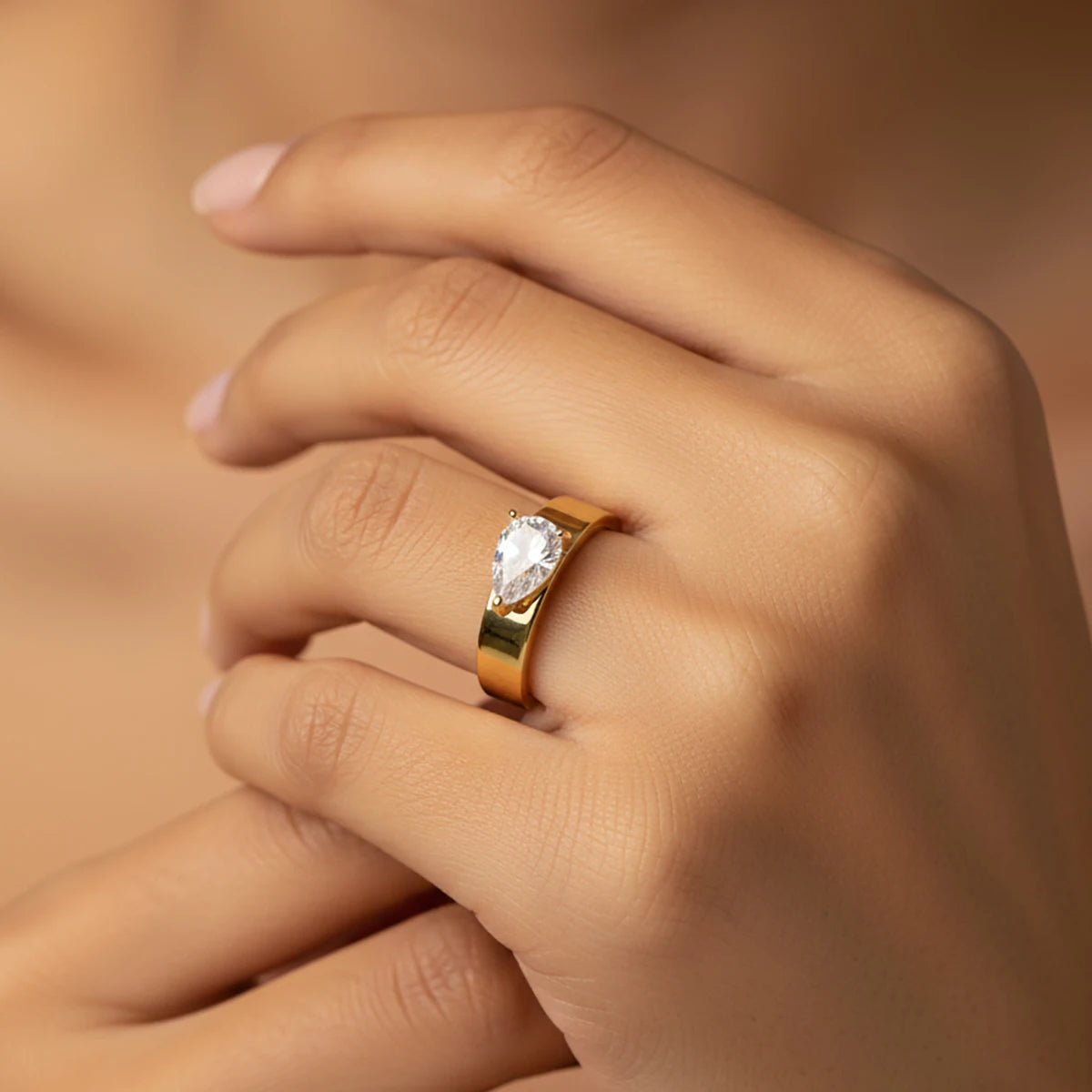 AquaLia Water Drop Ring