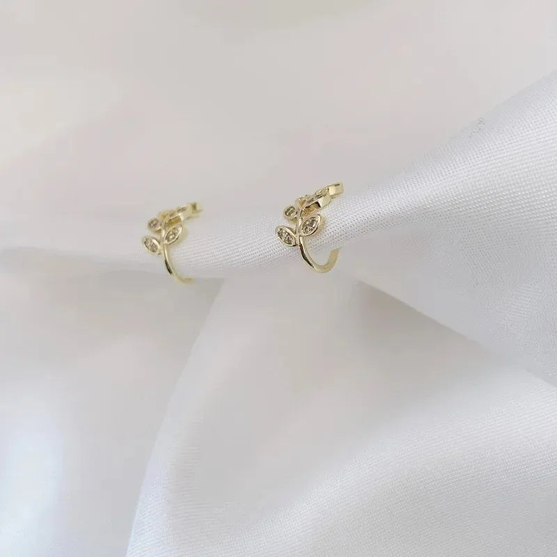 LeafGlow Ear Cuff