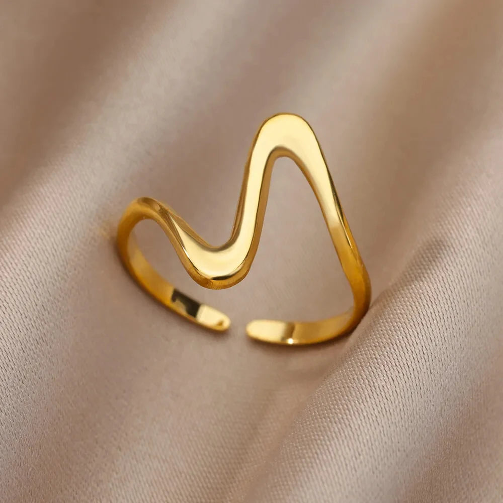 AuraSync Cocktail Ring
