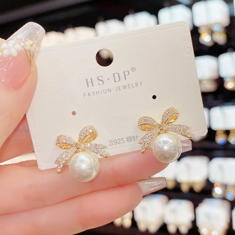 LunaBow Pearl Studs